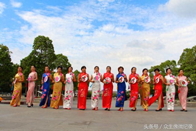 河南淮滨——古风神韵旗袍装，淮河女秀出江南美