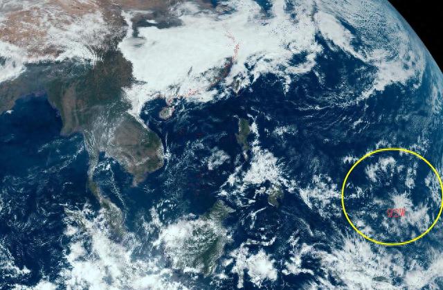 基本确定要来了！2号蝴蝶胚胎92W诞生，GFS预报可能是超强台风
