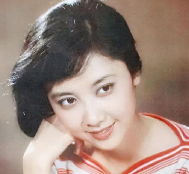 90年代内地十大美人，“温婉大气、眉眼如画”，各个美若天仙！