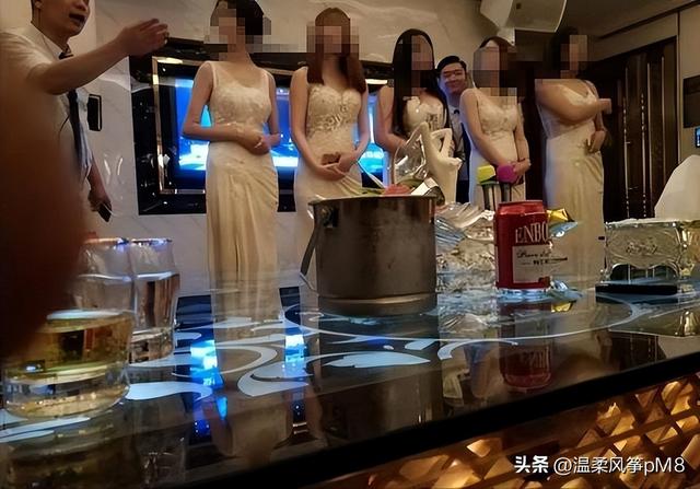 影院变相卖淫，提供女性有偿陪看服务，伤风败俗行为让人不耻！