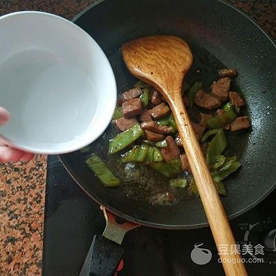 黑椒牛肉意大利面