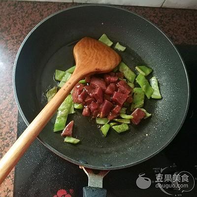 黑椒牛肉意大利面