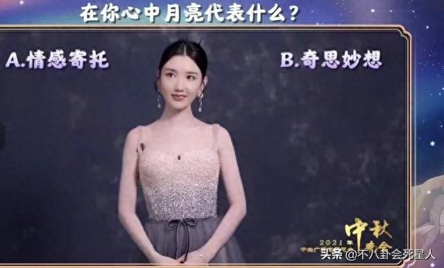 央视镜头下的女明星，没有磨皮、没有滤镜，这才是最真实的她们