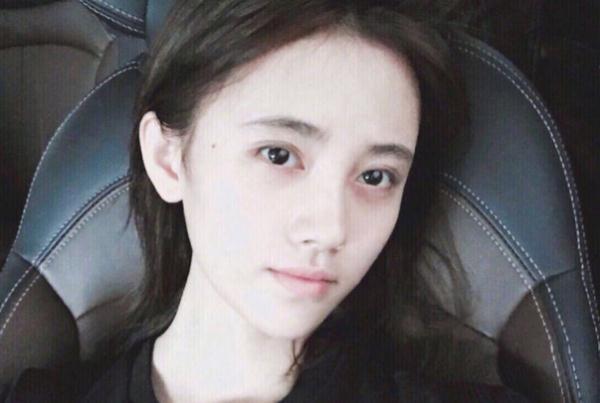 不化妆也美的4位女星，李兰迪鞠婧祎上榜，榜首才是绝世美女