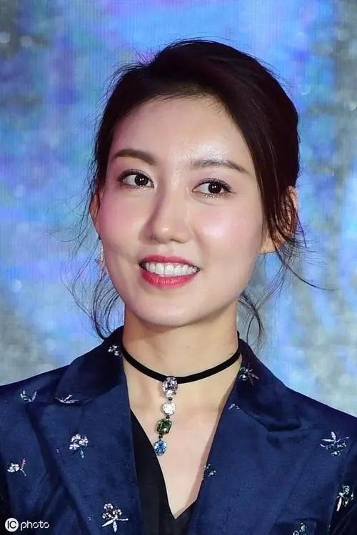 长着一张“长脸”也好看的5位女星，个个仙气飘飘，你最喜欢谁？