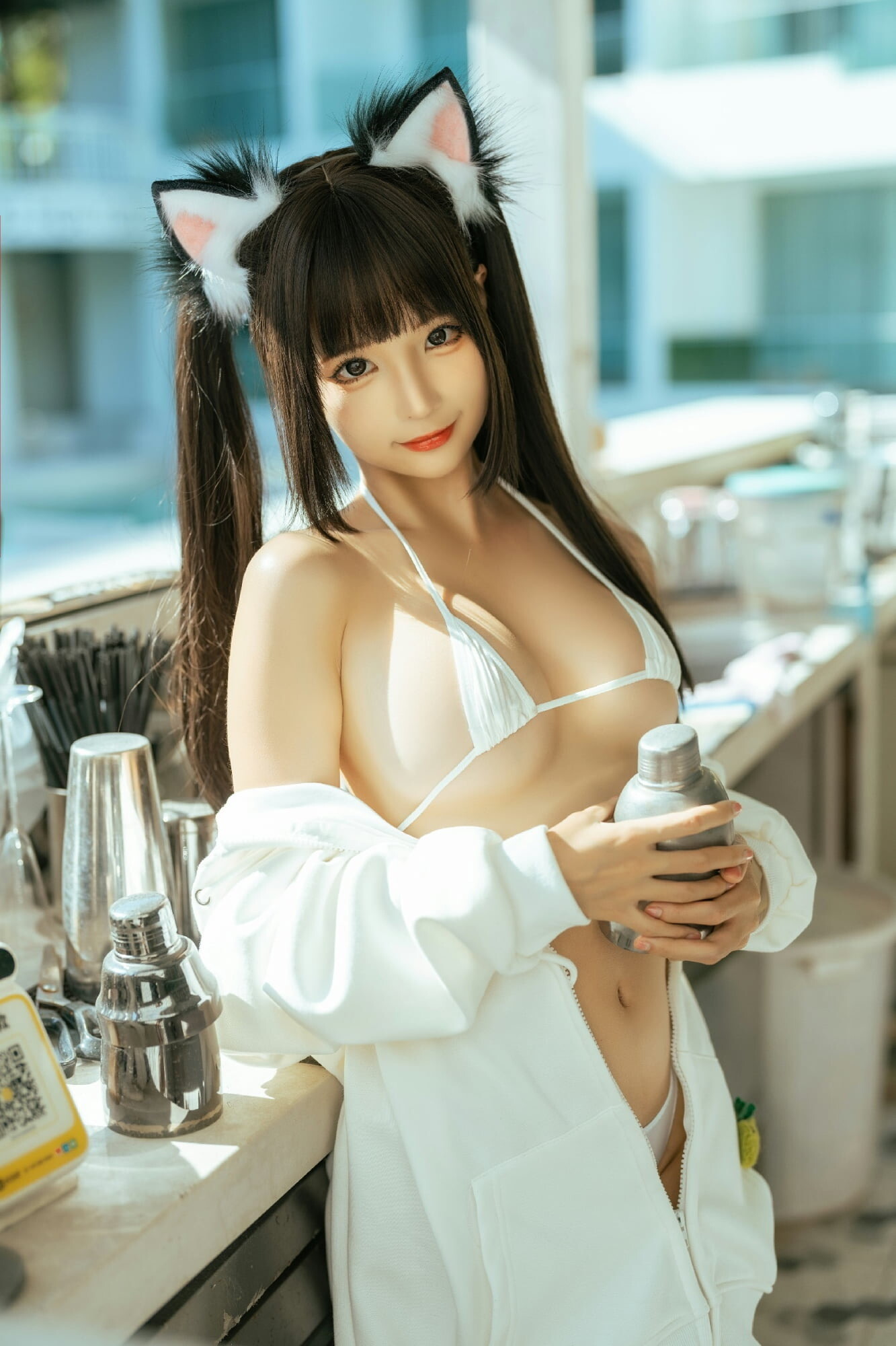 白嫩美女